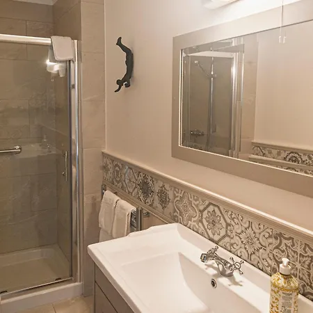 Shearwater فندق مبيت وإفطار 4*
