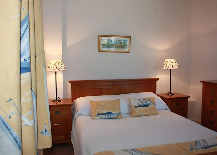 Bed & Breakfast Shearwater 4*